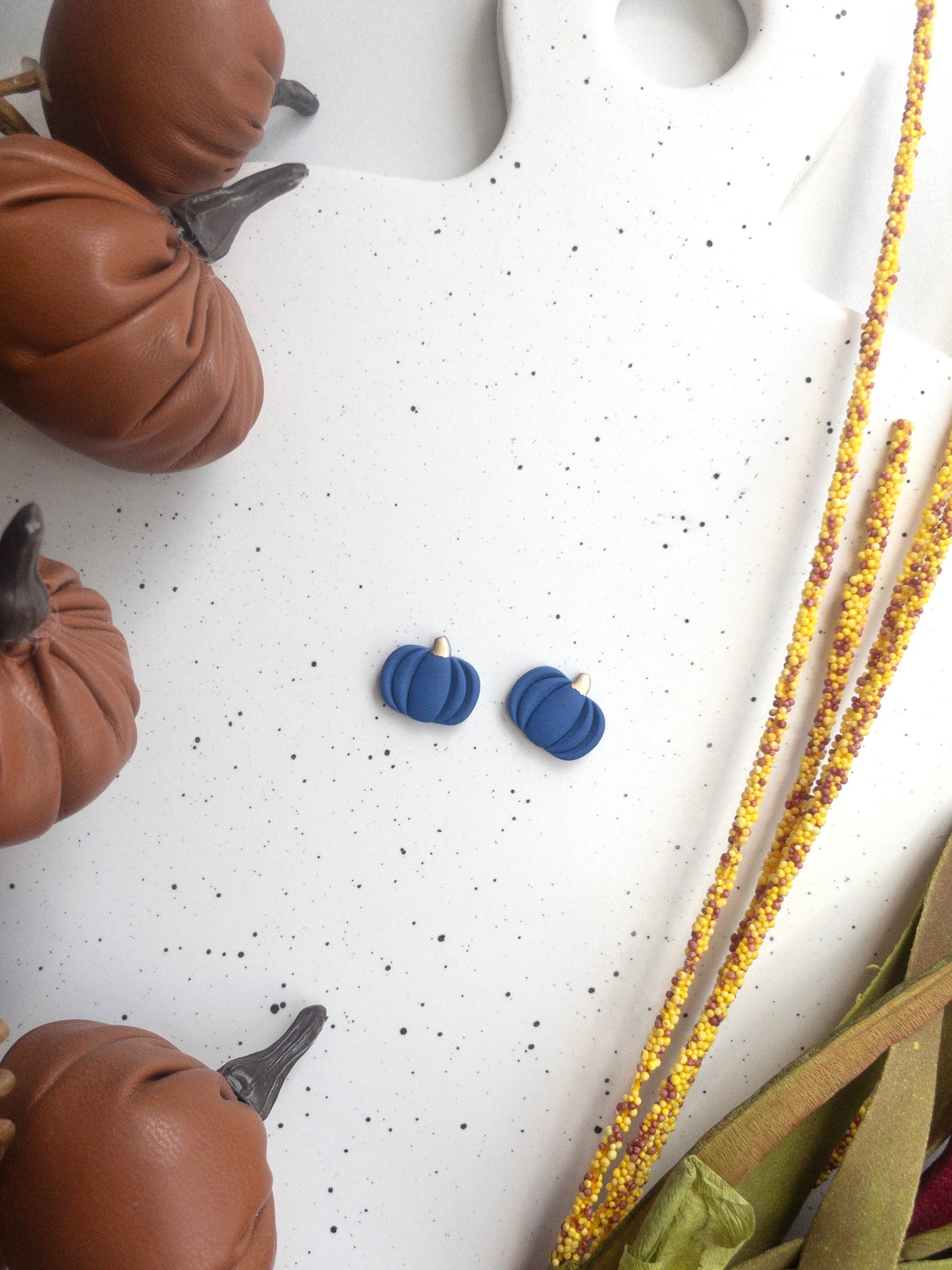 Studs | Fall Pumpkins