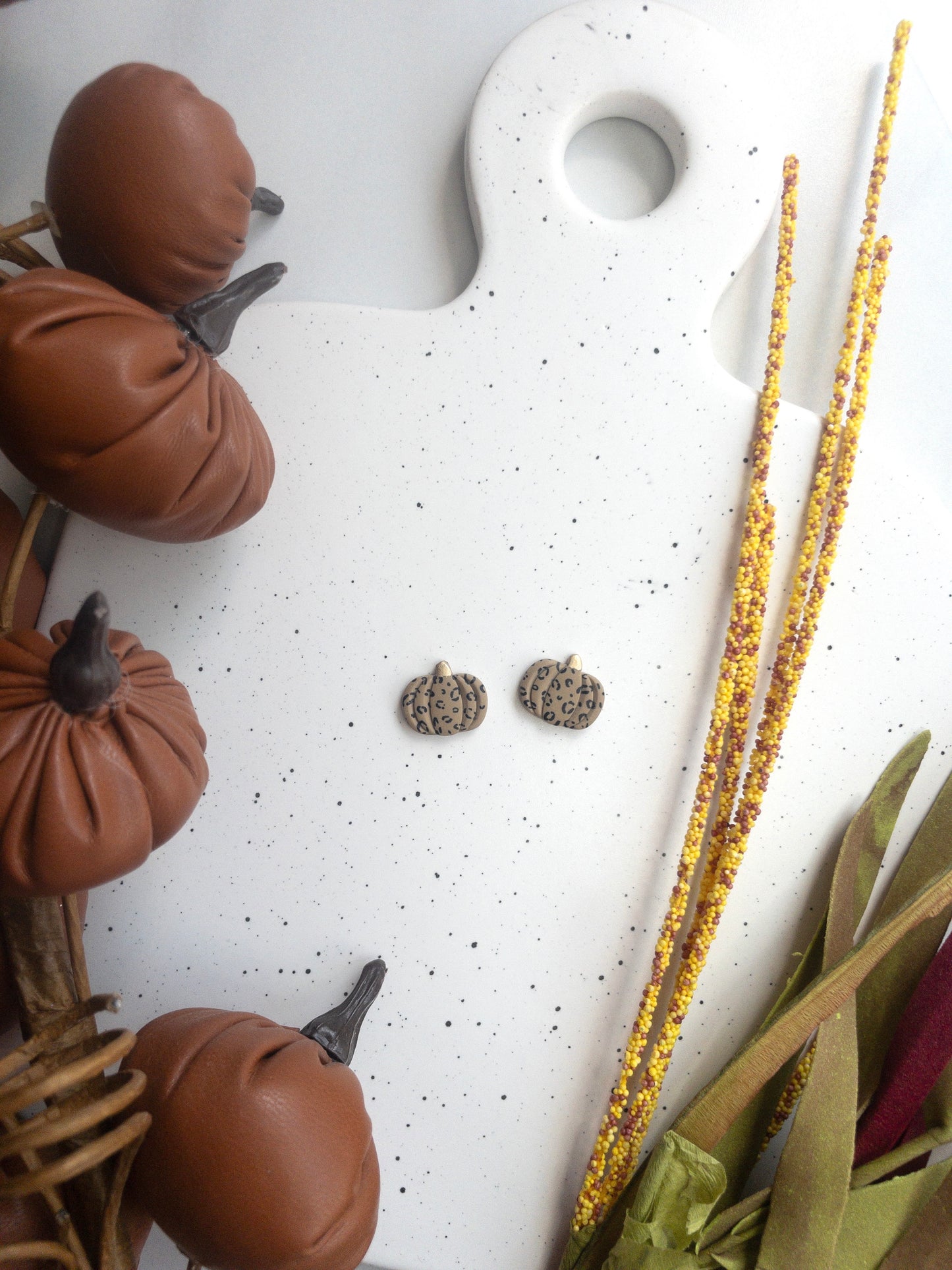 Studs | Fall Pumpkins