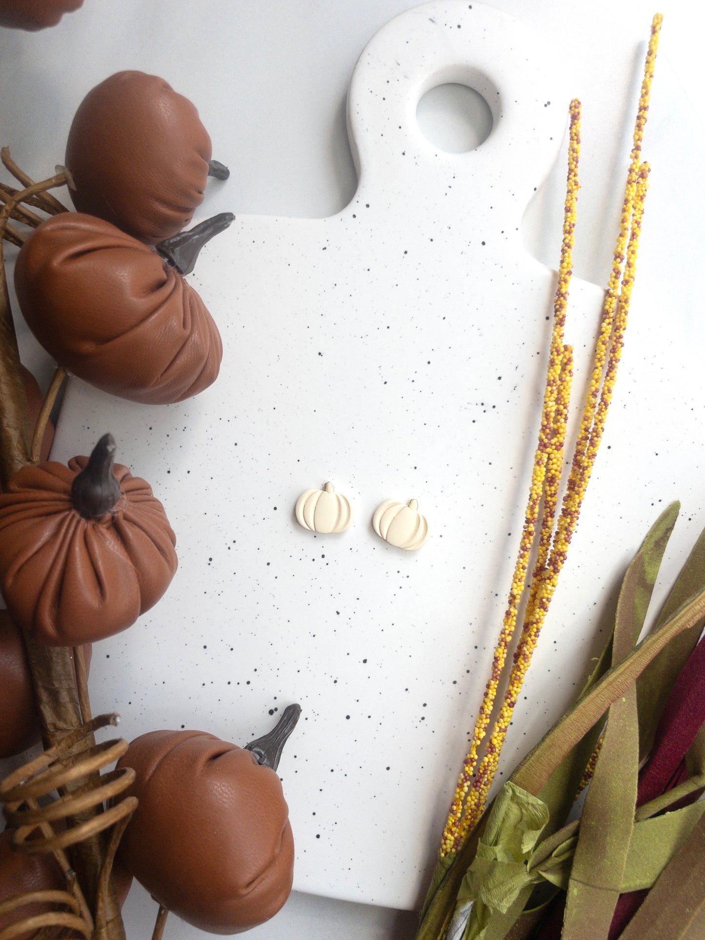 Studs | Fall Pumpkins