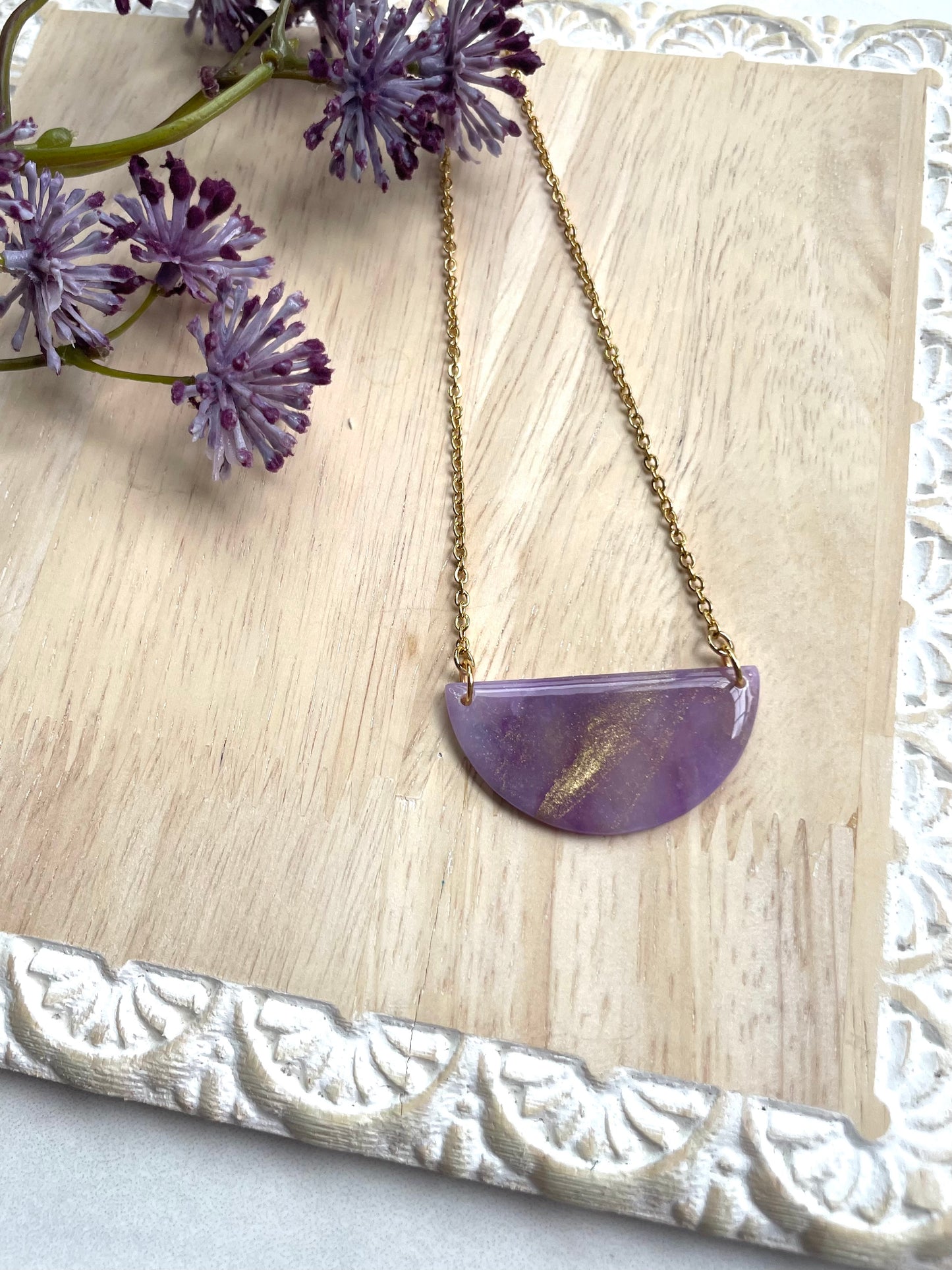 Pale Translucent Purple & Gold | Semi-circle