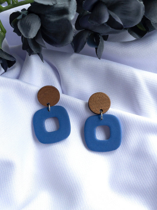 Cornflower Blue | Boho Squares with Wooden Circle Post