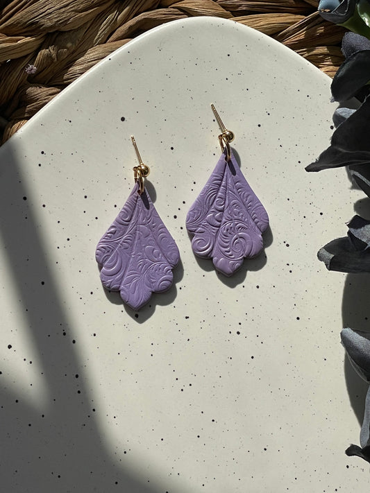 Periwinkle (Textured) | Scalloped Teardrops